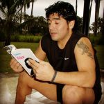 Maradona lector de Spinoza, Javier Ruiz Agudelo en Twitter