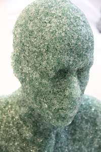 Escultura en vidrio, Daniel Arsham.