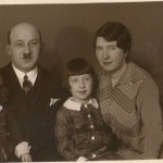 Abuelo con bisabuelos y con su hermanaimg018
