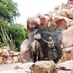 thumbnail_NOE2detalle%20de%20monumento%20a%20Güemes