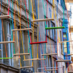 Instalación con columpios, Max Mertens